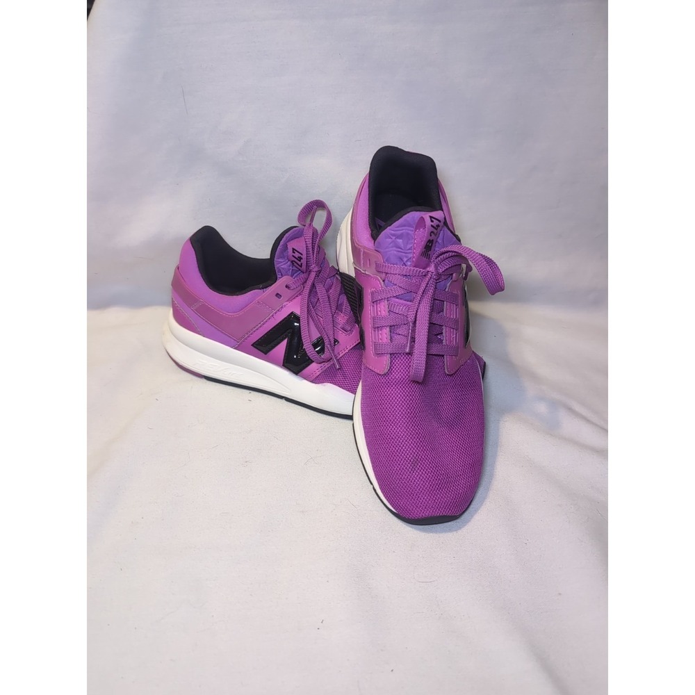New Balance 247 Rev Lite Womens Size 10B  Athletic Shoes Sneakers Purple Fuscia